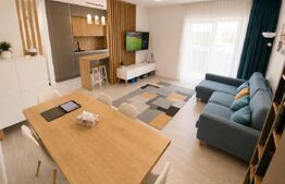 Apartament 3 camere, grădină proprie și terasă 70mp, garaj, zona Câmpului