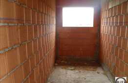 Casa individuala de vanzare, 460 mp utili, teren 1500 mp, LA ROSU, zona Faget