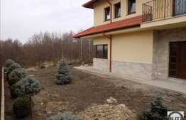 Casa individuala, 210 mp, 580 mp teren, zona linistita