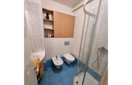Apartament modern, 4 camere, 2 bai, priveliste, zona Regal