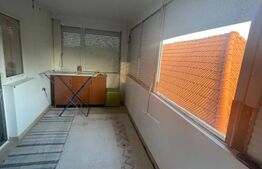 Casa cu etaj, 5 camere, 140 mp, zona Șarât, Câmpia Turzii          