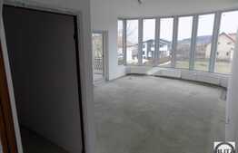 Casa individuala, 360 mp utili, 1000 mp teren! Semifinisata, zona linistita!