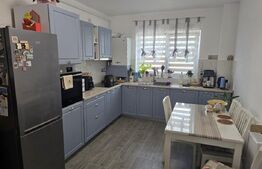 Apartament cu 2 camere, 45 mp, ansamblu privat, parcare, zona Apahida