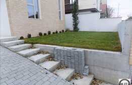 Casa individuala, 190 mp, semifinisata, 400 mp teren, zona linistita!