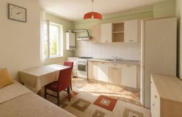 Apartament luminos, 1/2 camere, 33 mp, balcon, parcare, zona Florilor