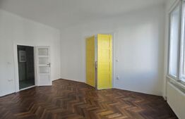 Doua partamente cu potențial de unificare, curte interioară si garaj, str Horea