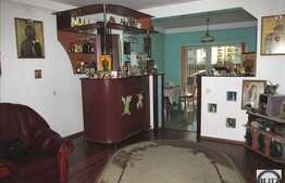 Duplex cu 220 mp utili, teren de 300 mp, zona usor accesibila! Imobil nou!