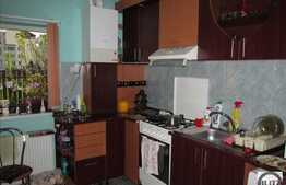 Duplex cu 220 mp utili, teren de 300 mp, zona usor accesibila! Imobil nou!