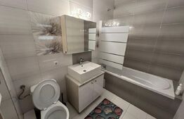 Apartament 3 camere, 63 mp, parcare, zona Teilor