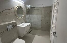  Apartament 2 camere 55 mp, terasa de 20 mp, etaj intermediar, zona Central 