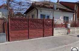 Casa individuala de vanzare, 120 mp, teren 380 mp, garaj!
