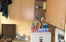 Vanzare 1 camera recent renovat!