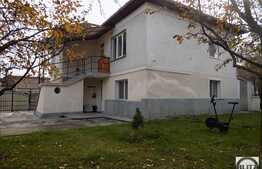 Casa cu 6 camere, 162 mp utili, 700 mp teren, la 5 min. de Centru!