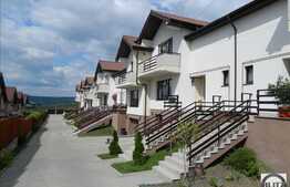 Casa insiruita in ansamblu privat, 163 mp utili, 130 mp gradina