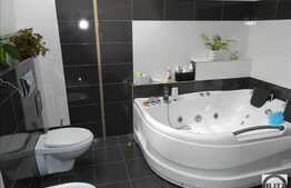 Casa insiruita in ansamblu privat, 163 mp utili, 130 mp gradina