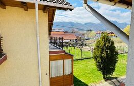 Casă individuală de vânzare, 124 mp – Intrare în Bran, la asfalt