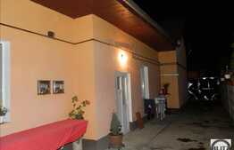 Vanzare casa, 80 mp utili cu teren de 200 mp, zona Paris