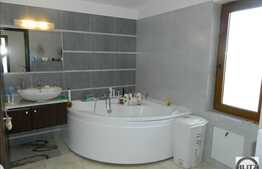 Casa individuala, 184 mp, 620 mp teren, in zona linistita de case!