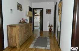 Casa individuala, 184 mp, 620 mp teren, in zona linistita de case!