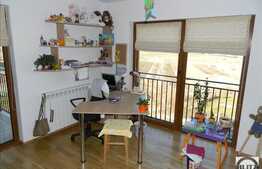 Casa individuala, 184 mp, 620 mp teren, in zona linistita de case!