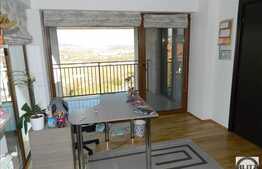 Casa individuala, 184 mp, 620 mp teren, in zona linistita de case!