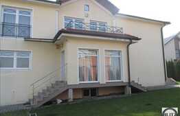 Casa de vanzare cu 8 camere, 420 mp, teren 1000 mp, imobil nou, zona linistita!
