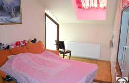 Casa de vanzare 360 mp utili cu 900 mp teren