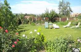 Casa de vanzare 360 mp utili cu 900 mp teren