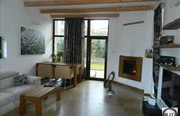 Casa individuala, 140 mp utili, teren 500 mp, zona linistita de case!