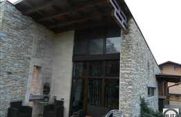 Casa individuala, 140 mp utili, teren 500 mp, zona linistita de case!