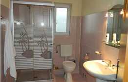 Casa individuala cu 207 mp utili, teren de 650 mp! Zona de case!