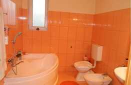 Casa individuala cu 207 mp utili, teren de 650 mp! Zona de case!