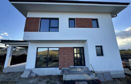 Casă unifamilială, 120 mp, 500 mp teren, liziera pădurii Chinteni