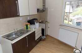 Casa cu 6 camere, 180 mp, 300 mp teren, mobilata, zona linistita!