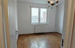 Apartament 3 camere semidecomandat, 64.20 mp, zona Astra