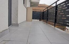 Apartament cu 3 camere, 52 mp cu balcon, zona Stejarului
