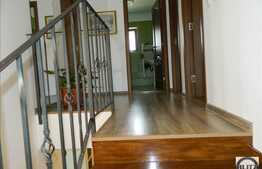 Duplex pozitionat intr-o zona de case, 132 mp utili, 265 mp de teren!