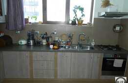 Duplex pozitionat intr-o zona de case, 132 mp utili, 265 mp de teren!