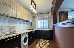 Apartament 2 camere,  52 mp, etaj intermediar, parcare, 2 balcoane, zona Terra