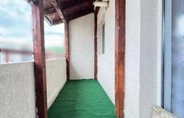 Apartament 2 camere,  52 mp, etaj intermediar, parcare, 2 balcoane, zona Terra