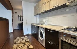 Apartament 2 camere,  52 mp, etaj intermediar, parcare, 2 balcoane, zona Terra