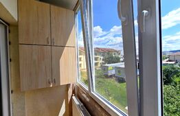 Apartament cu 3 camere de vânzare, parcare– Șesul de Sus, Florești