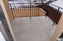 Casa cuplata, 200 mp utili, teren 330 mp, terasa de 25 mp!