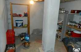 Casa cu 4 camere, 138 mp, 414 mp teren, front 24 ml, zona centrala!