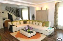 Casa cu 4 camere, 138 mp, 414 mp teren, front 24 ml, zona centrala!