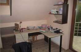 Casa individuala cu 170 mp utili, teren de 690 mp, zona de case!