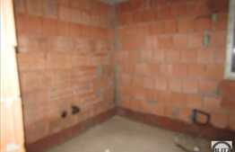 Triplex 4 camere, 100 mp, teren de 140 mp! Termen finalizare IANUARIE 2017!