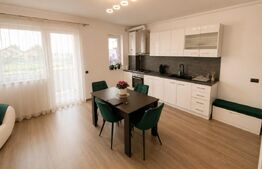 Apartament 2 camere, etaj intermediar, la cheie, balcon, zona Vivo