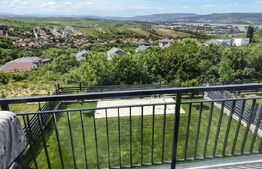 Casă individuală finisată 5 camere, 166 mp utili, cu panoramă deosebită, Dezmir
