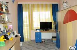 Casa cu arhitectura moderna in zona Andrei Muresanu